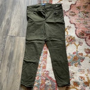 Green Old navy rockstar pants